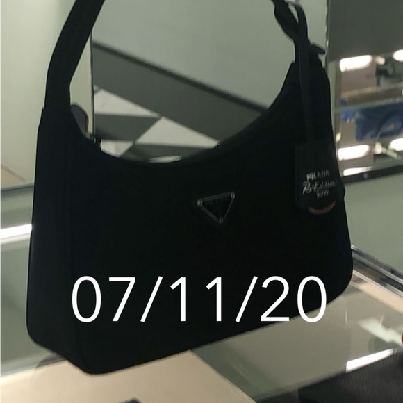 Prada Re-Edition Re-Nylon 2000 mini bag - Picture 14 of 14